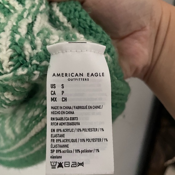 American Eagle Outfitters Faire Isle  Green and White Sweater Size Small - Picture 4 of 6